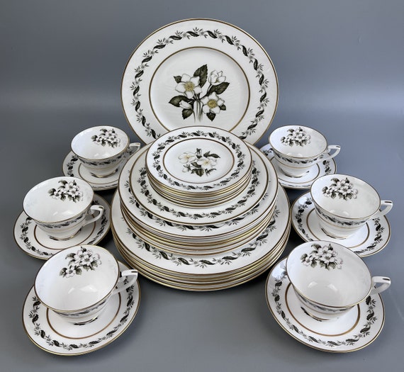 Royal Worcester Dinner Service Set 
