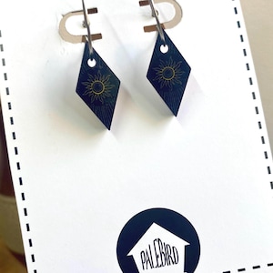 Boucles d'oreilles à breloques carte de tarot soleil - Créoles en acier inoxydable - Anti ternissement et hypoallergénique - Cadeau pour elle