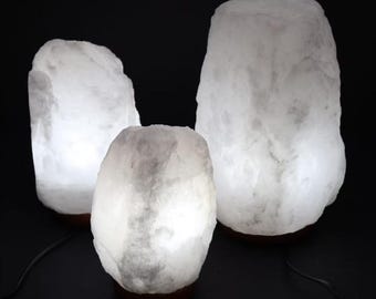 Lampe de sel de l'Himalaya avec cristal de roche 3-5 kg, Lampe de sel, Lampe purificatrice d'air naturelle, Générateur d'ions négatifs, Cristal naturel de l'Himalaya