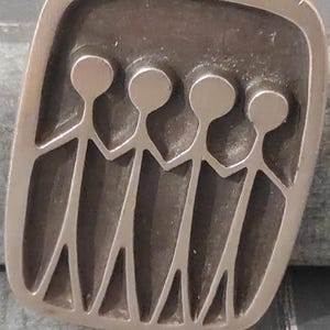 Vintage Brooch ,Roland Landerholm, Tenn,Four People ,Pewter. Sweden 1950-70&#39;s. Heavy over 36 g.