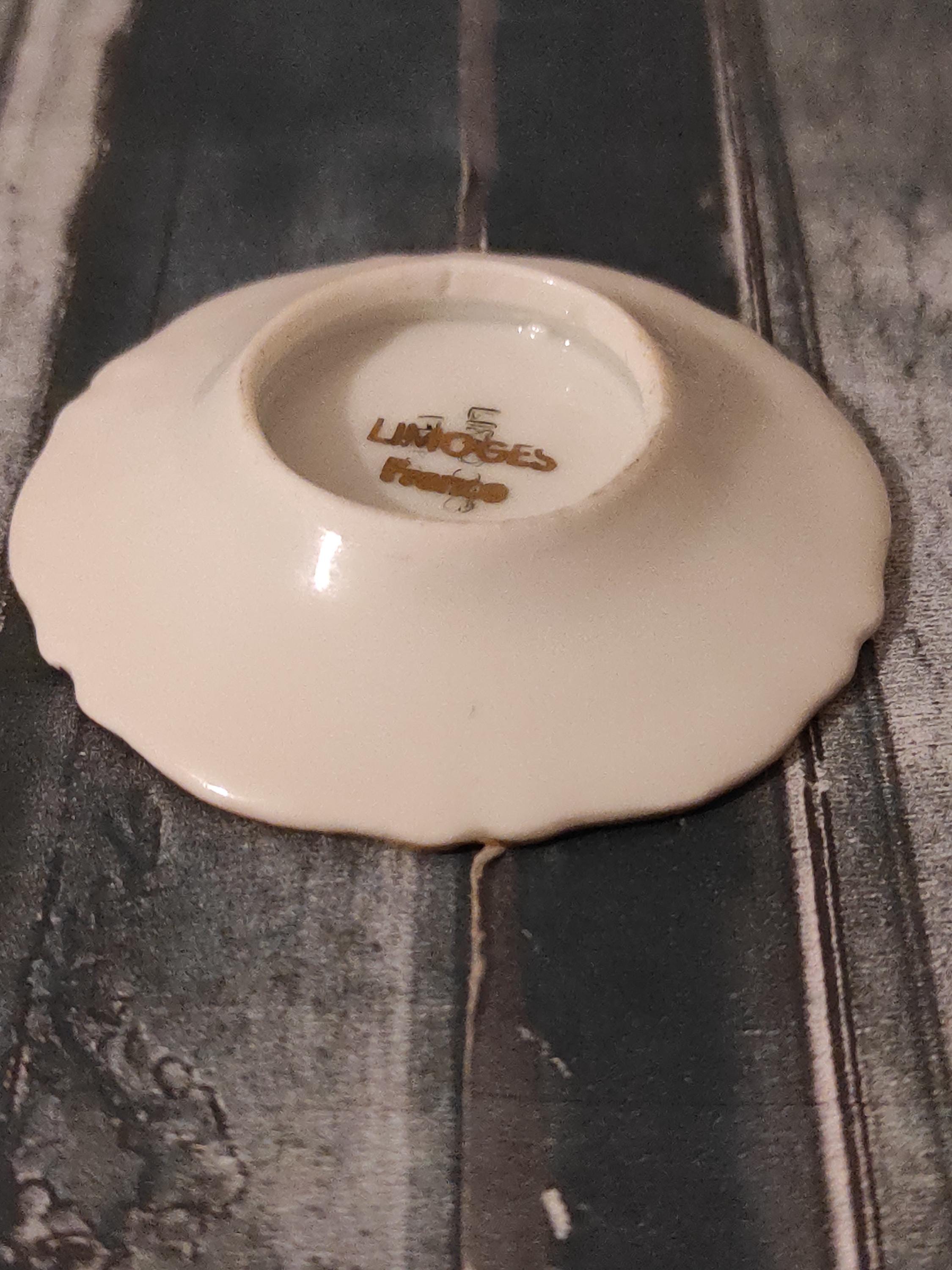 Assiette maison de poupée, miniature, miniature, porcelaine de Limoges. Scène romantique. - France