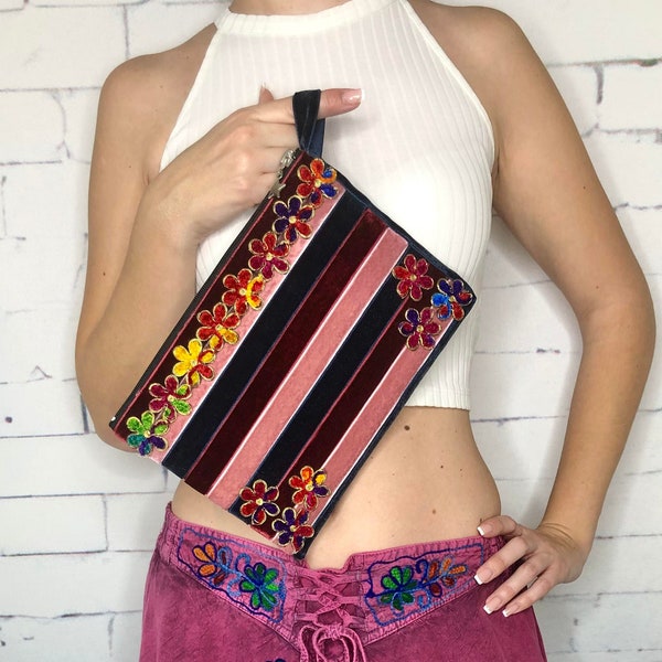 Bolso clutch rosa con flor, diseño ultra delgado, bolso clutch casual de rayas coloridas, bolso de noche, bolso diario único en su tipo, bolso cosmético