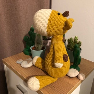 Graffe with dots, crochet doll, amigurumi doll