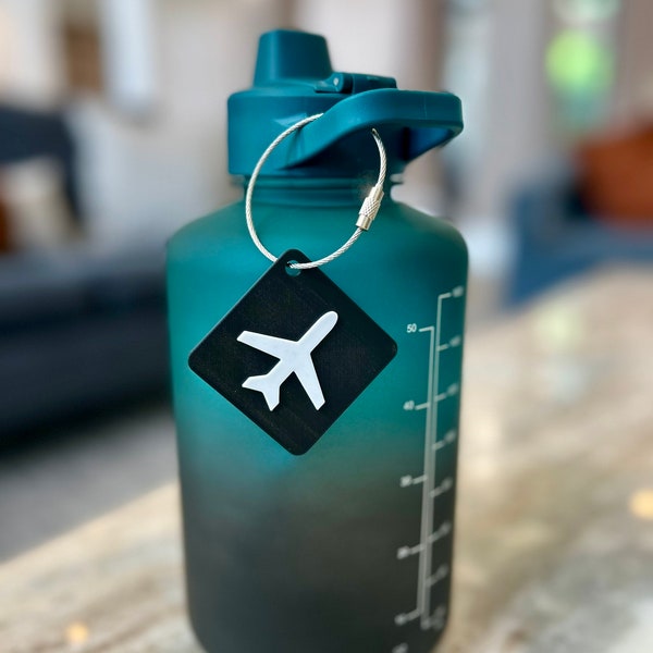 Vacation Keychain, King Keychain, Luggage Tags Bag Keychain, Backpack Tags, 3D Printed Keychain, Bag Tags, Cruise tag, Airplane bag tag