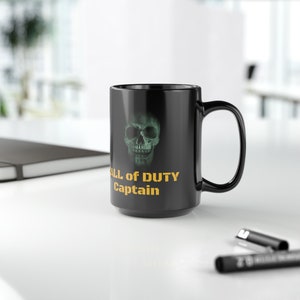 15 oz, &quot;CALL of DUTY Captain&quot; Skull Black Mug