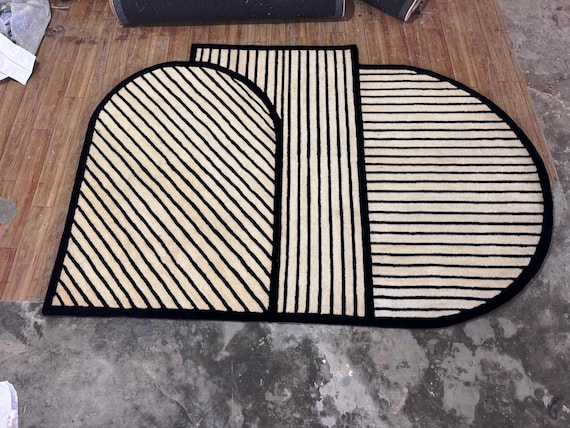 Hand Tufted Abstract Geometric Rug: Black White Irregular Shape Carpet