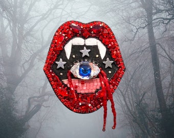 Evil eye brooch, beaded brooch, Vampire lips pin , eye brooch , embroidered brooch