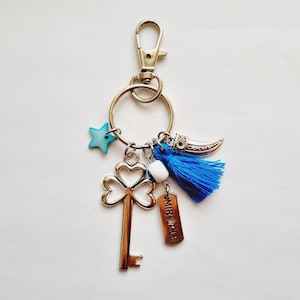 Porte clés et carte porte bonheur MIRACLE clef corne d'abondance mauvais œil protection pompon bleu idée cadeau