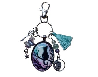 Black cat keychain in natural fluorite stones, memory, concentration, creativity, cabochon, pastel aqua green pompom, gift idea for women