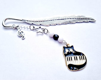 Cat bookmark, piano music, black, white, silver, beads, birthday gift idea, jewelry