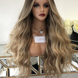 14-32 ", xs / s / m / large, BITTE BEACHTEN SIE Mit Ihrer Größe.Spitzenfront Perücke aus Cuticle ausgerichteten jungfräulichen Menschenhaar, dunkelblond in helles Blond