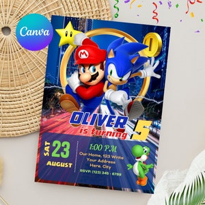 K&ouml;nnte beinhalten: Eine Geburtstagseinladung mit den Figuren Mario und Sonic the Hedgehog. Die Einladung ist blau und rot mit einem gelben Stern und goldenen M&uuml;nzen. Der Text lautet "Oliver wird 5" und "Sa 23. August 14:00 Uhr".