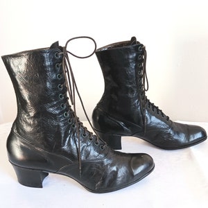Hamilton Brown Victorian walking boots