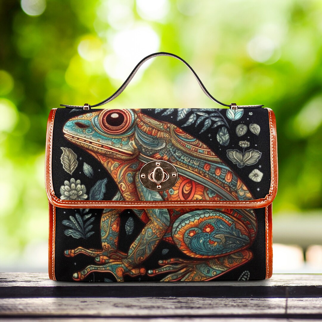 Witchy Black Toad Purse With Red Eyes - Gothic Cottagecore Satchel, Vegan Handbag For Dark Aesthetic Lovers