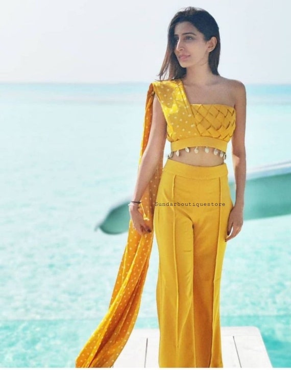 Buy Girls Orange Crepe Gold Striped Printed Kids Dress Kurta With Attached  Dupatta Online - KARMAPLACE — Karmaplace