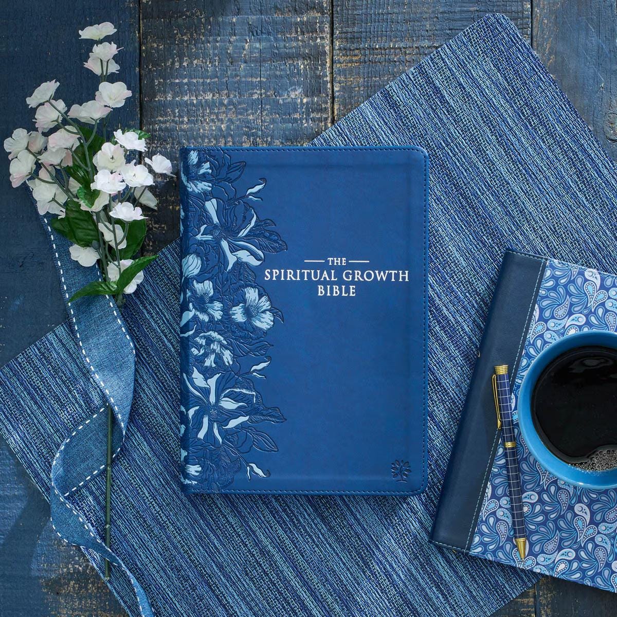 Personalized NLT Spiritual Growth Bible Navy Blue Faux Leather Engraved Bible for Women
