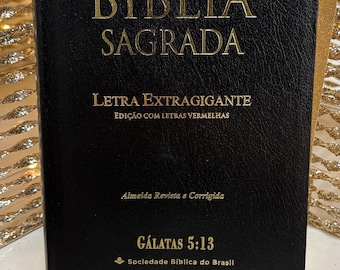Biblia portuguesa personalizada / Encuadernación en piel sintética, letra extragrande