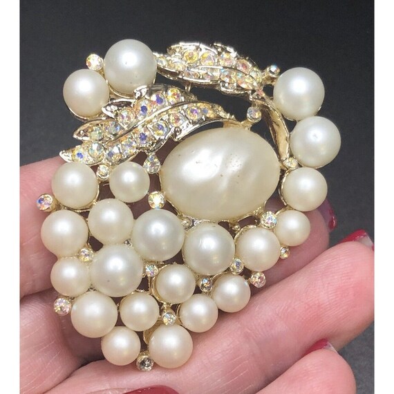 Vintage Baroque Pearl Gold Tone AB Aurora Boreali… - image 6