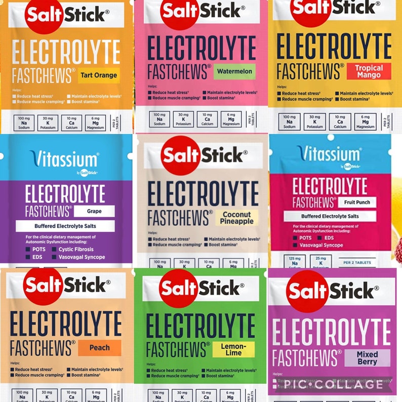 以下が含まれることがあります： 9種類のSalt Stick Electrolyte Fastchewsフレーバーのコラージュ:  タルトオレンジ、ウォーターメロン、トロピカルマンゴー、グレープ、ココナッツパイナップル、フルーツパンチ、ピーチ、レモンライム、ミックスベリー。各フレーバーは、明るいカラーリングと栄養情報が記載された個別のポーチにパッケージされています。