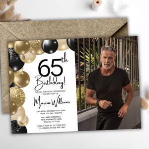Faire-part 65e anniversaire pour homme avec photo - ballons noirs et dorés - invitation modifiable pour tout âge, brunch ou dîner, numérique ou imprimable 7 x 5 po.