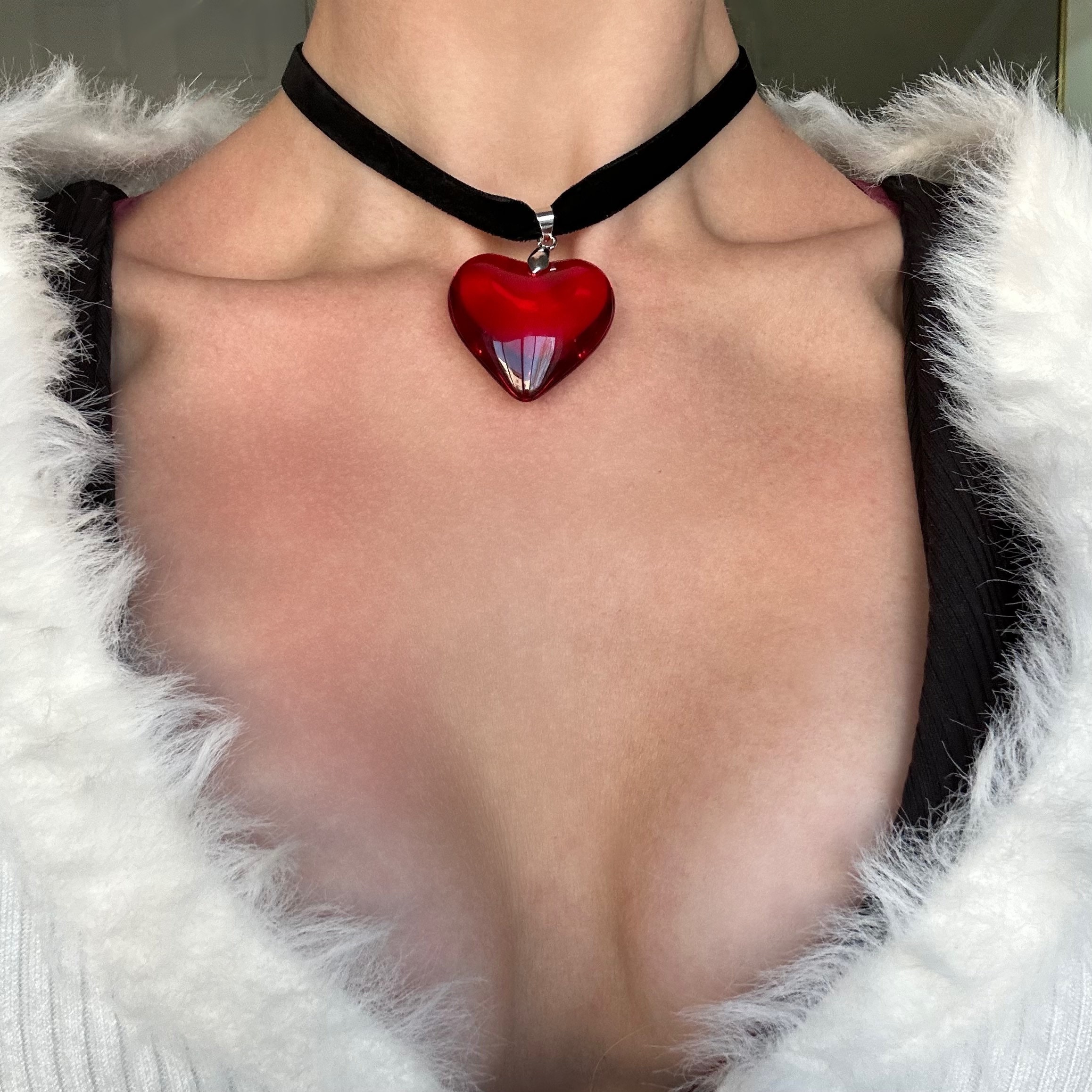 Fiona Big Faceted Red Heart Crystal Pendant with All Charms Wide Choker Necklace with Heart Earrings Set