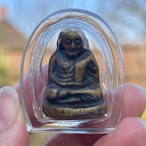 Luang Por Ngern Thai BuddhaAmulett für Reichtum und Glück - kraftvoller thailändischer Talisman
