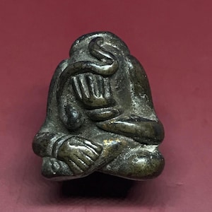 THAILAND AMULET Phra Pidta Close eyes Buddha Temple Statue Pendant Talisman