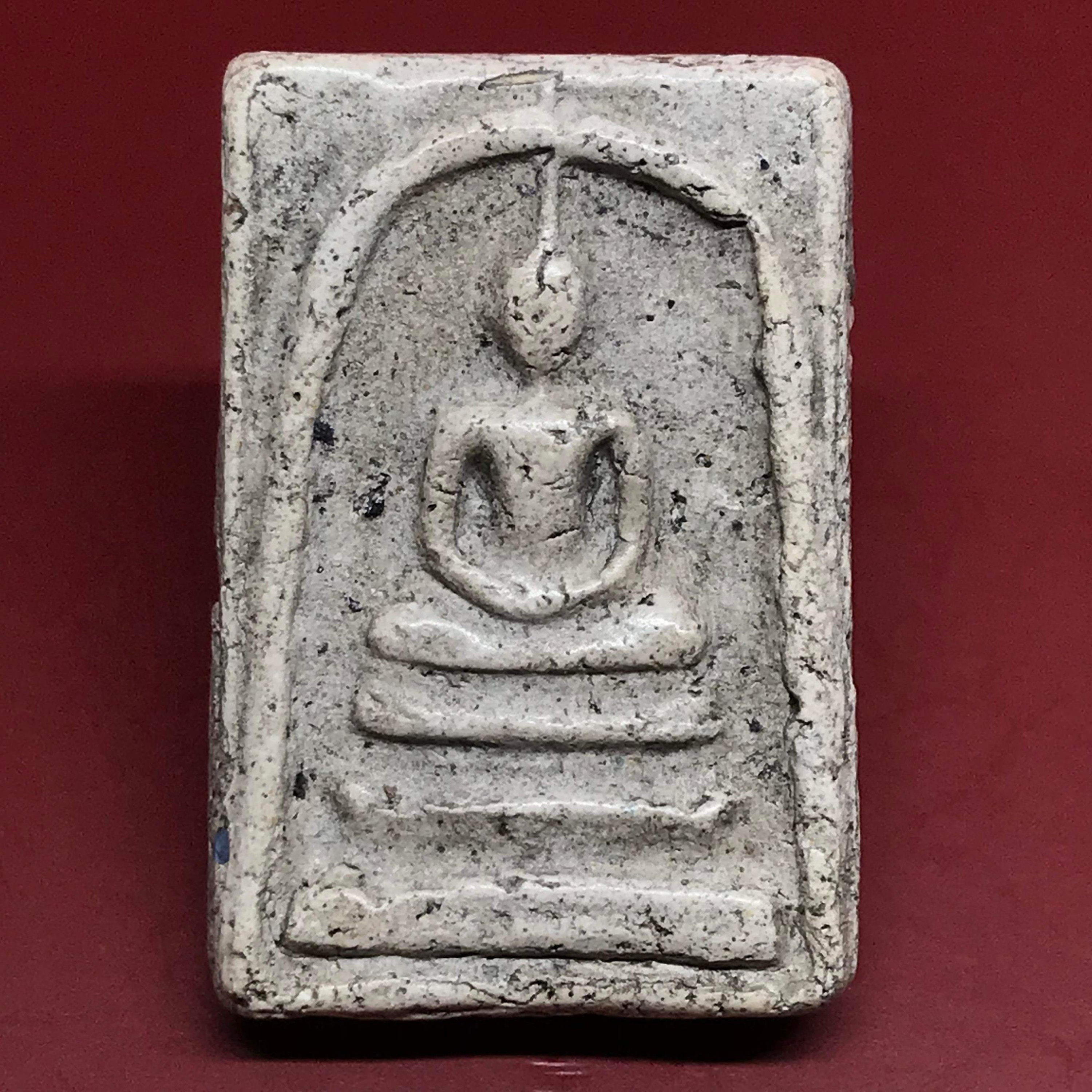 プラ・ソムデット タイのお守り 仏陀のお守り ペンダント 幸運のお守り