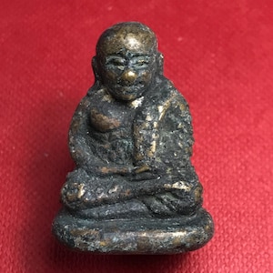 LP Ngern BUDDHA STATUE Thai Amulet Temple Talisman Pendant Luck Gife Brass Charm