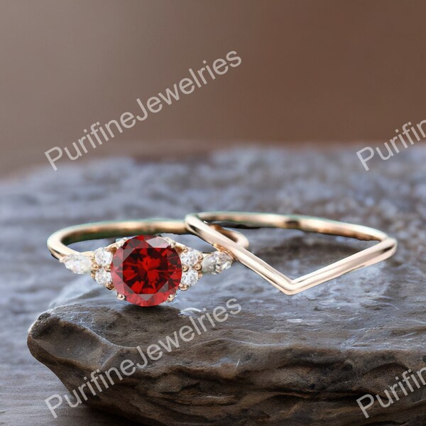 Three stone moissanite ring round red garnet engagement ring solid rose gold garnet ring vintage women wedding bridal ring jewelry gift