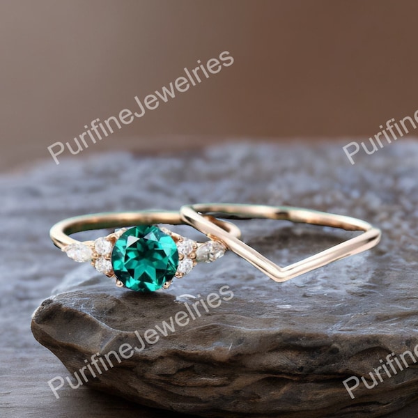 Unique Round Cut Emerald Engagement Ring, Vintage 14K Rose Gold or Silver Promise Ring, May Birthstone Wedding Anniversary Ring Gift for her