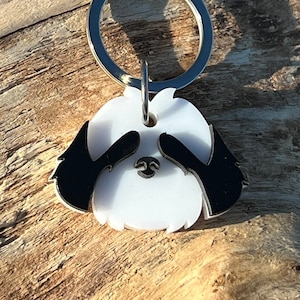 Médaille d'identification personnalisée pour animal de compagnie Shih Tzu | Charm personnalisé fait main pour animal de compagnie | Solution acrylique d'identification faciale de race de chien | Idée cadeau sympa pour les amoureux des animaux de compagnie