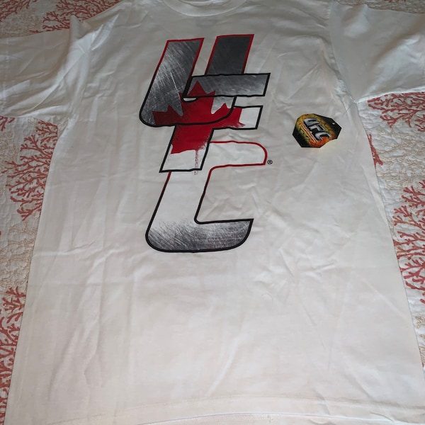 UFC Brand Tee Shirt Size Medium UFC Logo with Backdrop of Canadian Maple Leaf NWT