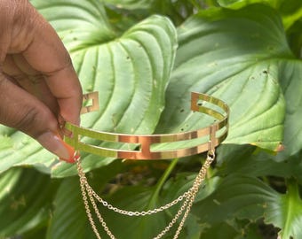 Chain of Command – Gold Arm Cuff with Layered Chains | Divine Armor Collection | Adjustable Statement Jewelry for Goddesses