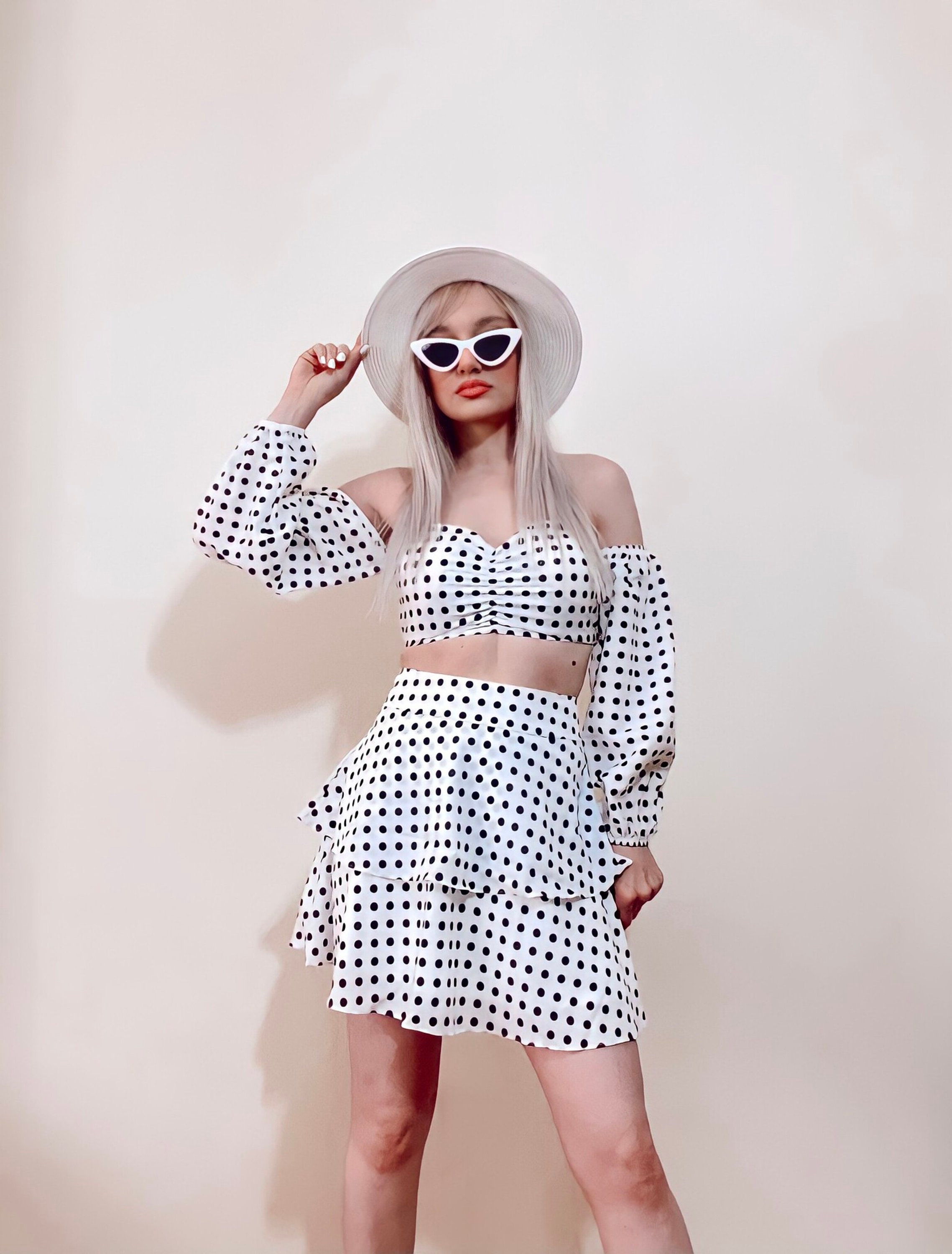 Polka dot fabric skirt crop suit