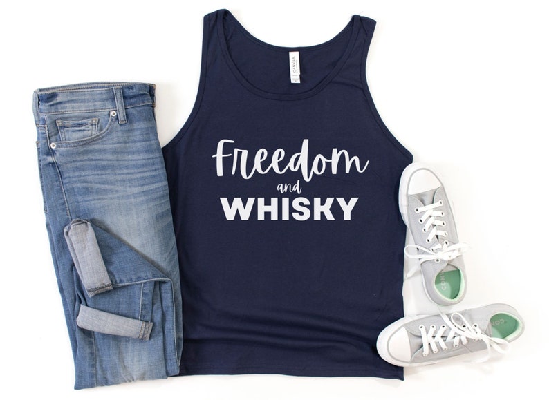Freedom and Whisky Tee - Scottish Graphic Bella Canvas Shirt afbeelding 2