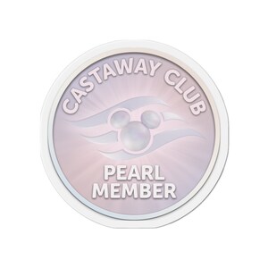 Castaway Club Pearl Member Round Die-Cut Magnet