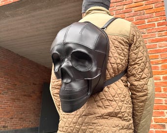 Mochila de calaveras, Bolso de calaveras para él o para ella, Mochila grande de piel negra con calaveras, Mochila de piel negra estilo gótico con calaveras, Mochila de piel para moteros