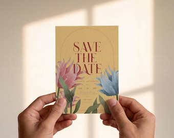 Mockup bruiloftuitnodiging A5 PSD | 5 x 7 Save the Date, RSVP-kaart in handen, realistische sjabloon, scène met zacht licht | Bewerkbare achtergrondkleur