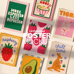 Può includere: Una collezione di poster senza cornice con vari disegni. Un poster recita "More Espresso Less Depresso" in testo bianco su sfondo verde. Altri poster presentano una ciotola di noodles, una tigre, lamponi e un avocado.