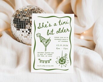ze is een beetje ouder verjaardagsuitnodiging, martini-feestuitnodiging, bewerkbare sjabloon