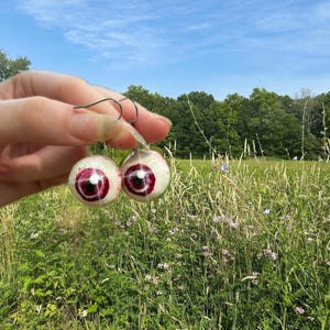 Kurapika earrings_ scarlet eyes earrings_ hunter x hunter merch_ hxh earrings_ Kurapika merch