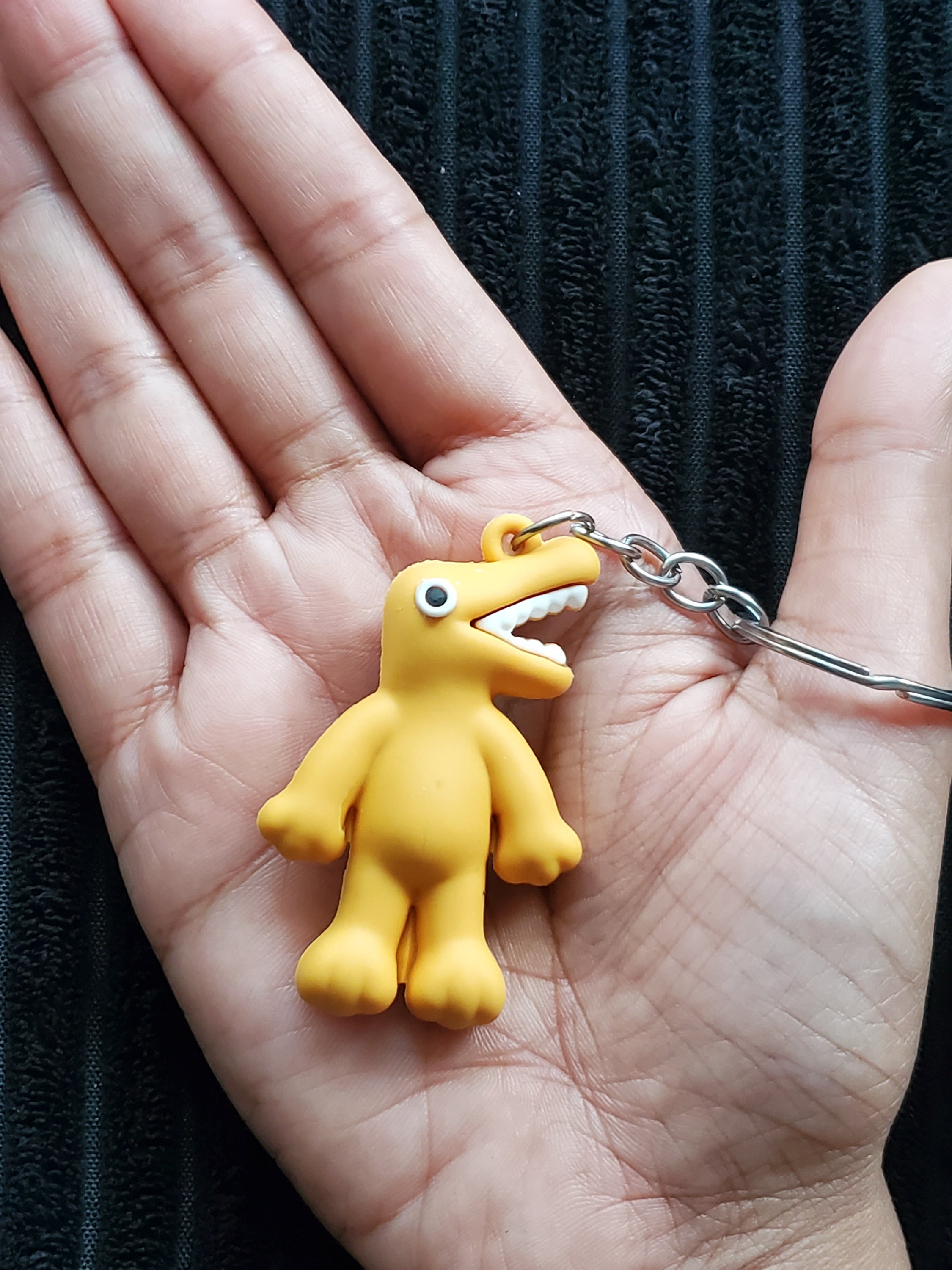 Keychain Roblox rainbow friends FREE SHIPPING - Crealandia