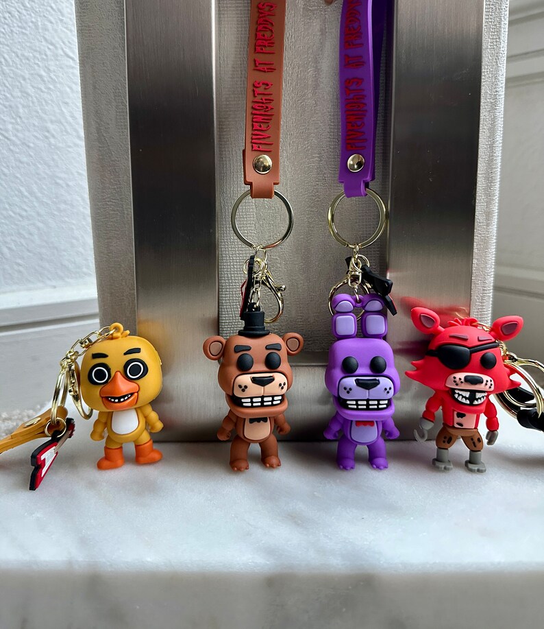 Fnaffive Nights at Freddys Key Chains PACK of 4 foxy, Freddy, Bonnie ...