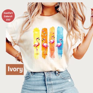 Retro Flamingo 4th of July T-Shirt: Patriotic Summer Vibe