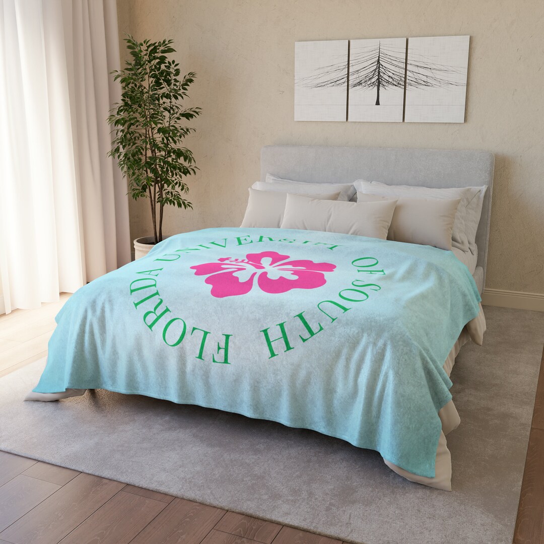 USF University of South Florida Bulls Tampa Soft Polyester Blanket for