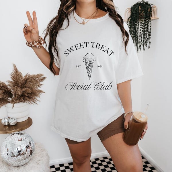 Chemise Bonbons Chemise Social Club Chemise Old Money Esthétique Crème Glacées Chemise Preppy Chemise Mèmes Little Treat Club