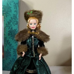 Barbie Porcelain Holiday Caroler 1996 Collectible Doll