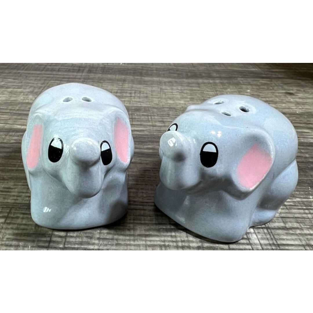 Lil' Elephants Salt and Pepper Shaker Set Etsy