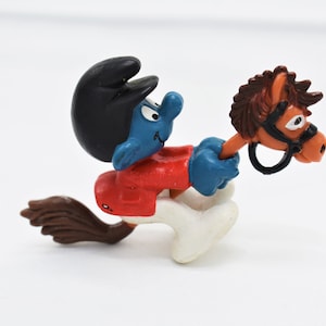 Vintage 1980 Smurfs Riding Horse Toy PVC Figure (Schleich Smurf)